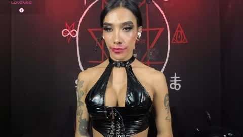 Victoria Vampire online show from May 15, 4:32 am