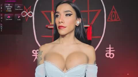 Victoria Vampire online show from January 15, 2:20 am