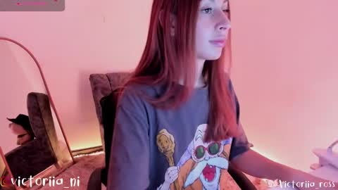   Annie  vic  online show from March 6, 7:54 pm