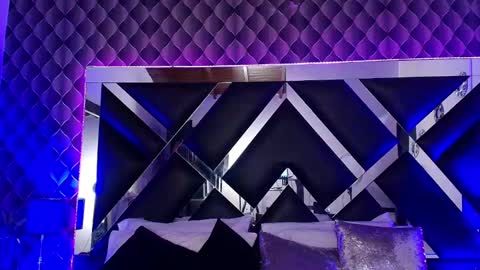 victtoria lee online show from September 18, 8:24 pm