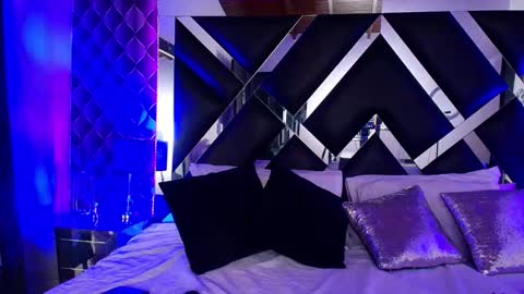 victtoria lee online show from October 15, 9:48 pm