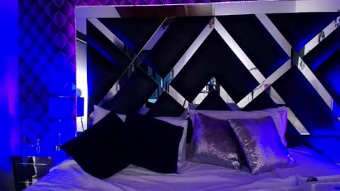 victtoria lee online show from September 25, 11:01 pm