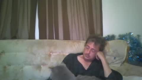 vids1977 online show from October 13, 2:02 am