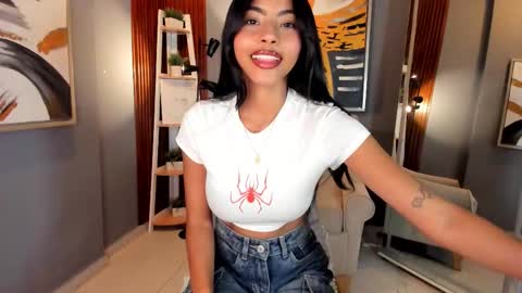 Snapshot of vienah chatting on September 15, 7:48 pm Karla online show from September 15, 7:48 pm
