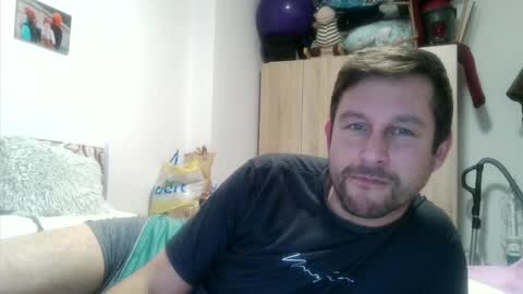 Snapshot of vigond2 chatting on December 3, 2:22 pm vigond2 online show from December 3, 2:22 pm