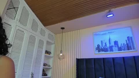 Viiolett online show from November 19, 9:13 pm