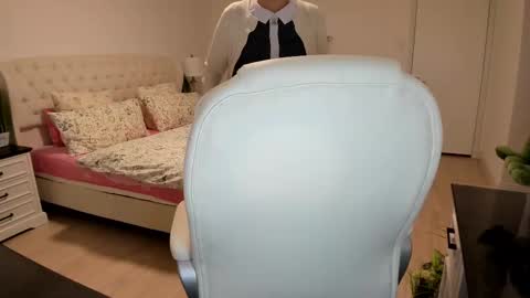 Ukrainian-woman online show from October 8, 12:11 pm