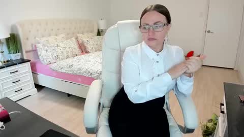 Ukrainian-woman online show from October 10, 1:28 pm