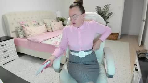 Ukrainian-woman online show from July 16, 11:57 am
