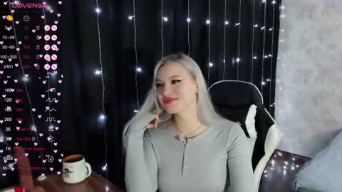 vikapowers online show from February 5, 6:04 pm