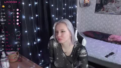 vikapowers online show from December 12, 10:52 pm