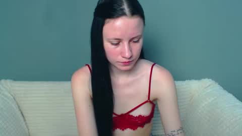 Viki Kelt online show from December 13, 3:05 am