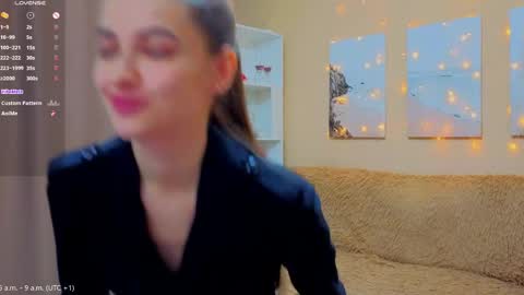 vikiberry online show from April 11, 6:51 am