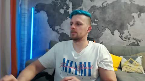 Snapshot of vikingchrisss chatting on February 9, 11:14 am vikingchrisss online show from February 9, 11:14 am