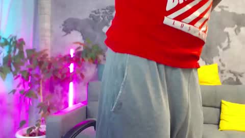 vikingchrisss online show from May 19, 10:55 am