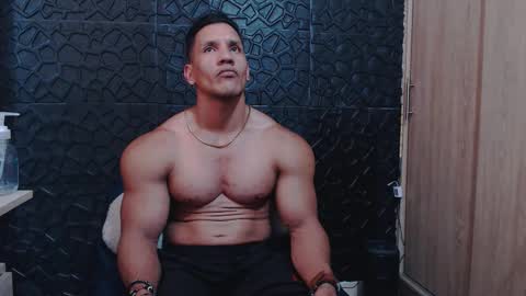 Viktor Herrera online show from February 14, 6:10 pm