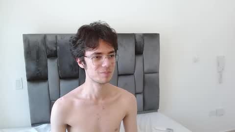 viktornoir online show from October 28, 6:09 pm