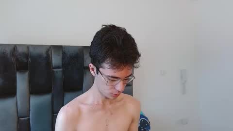 viktornoir online show from November 1, 7:46 pm