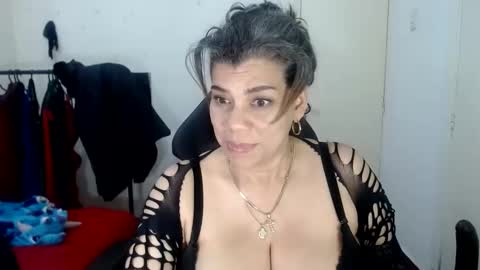 Snapshot of vikyadams chatting on March 7, 4:33 pm VIKY ADAMS online show from March 7, 4:33 pm