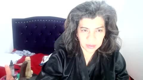 Snapshot of vikyadams chatting on February 19, 10:45 am VIKY ADAMS online show from February 19, 10:45 am