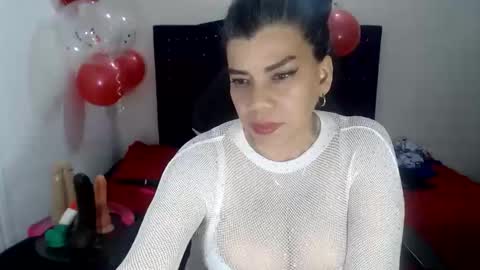 Snapshot of vikyadams chatting on February 14, 8:37 pm VIKY ADAMS online show from February 14, 8:37 pm