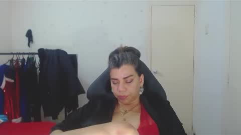 Snapshot of vikyadams chatting on March 8, 2:34 am VIKY ADAMS online show from March 8, 2:34 am