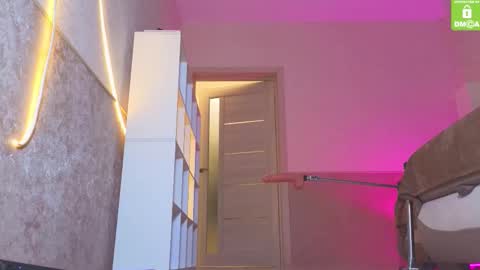 Eva online show from November 12, 9:44 am