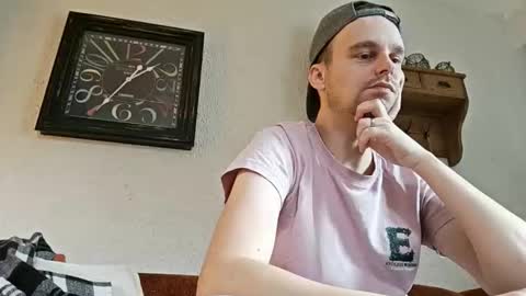 Vincent online show from December 22, 12:34 pm