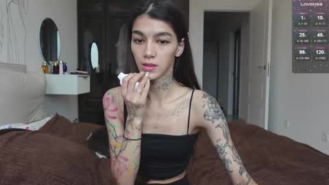 vinkitinkii online show from October 10, 8:20 am