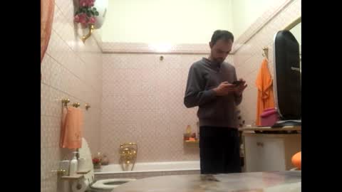 Snapshot of vinmin90 chatting on February 5, 11:39 pm Zenith online show from February 5, 11:39 pm