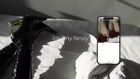 Diva Silvia online show from November 26, 5:32 pm