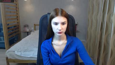 violaberry__ online show from September 20, 2:25 am
