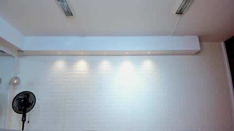 Violett  Everyday From 0530 to 1430 Col Time online show from January 11, 10:43 am