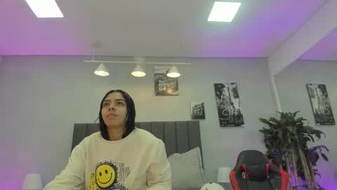 Violet and Myers online show from November 11, 11:23 am