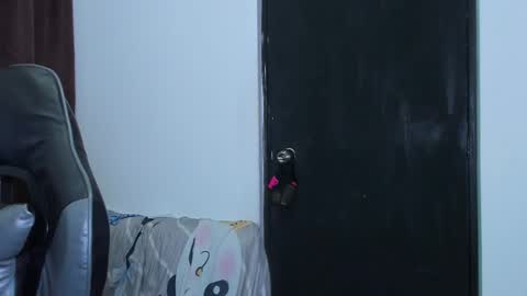 Violet and Myers online show from February 23, 4:14 am