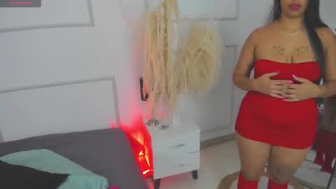 Violet and Paul online show from November 3, 2:45 am