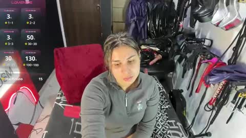 Kim online show from November 22, 10:18 pm