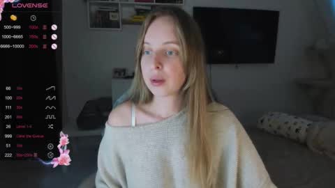 Violet online show from November 10, 1:47 pm