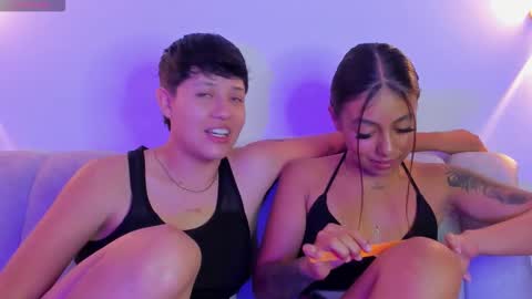 Violet and Casper online show from October 21, 5:01 am