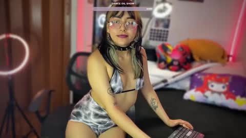 Violete Hentai01 online show from February 19, 11:04 pm