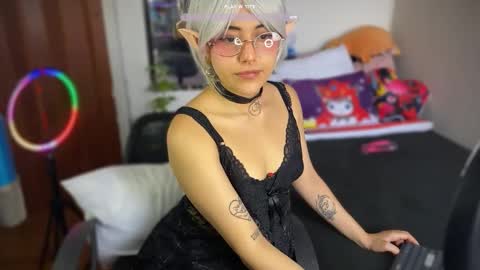 Violete Hentai01 online show from February 21, 9:22 pm