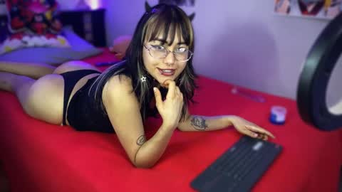 Violete Hentai01 online show from February 26, 1:14 am