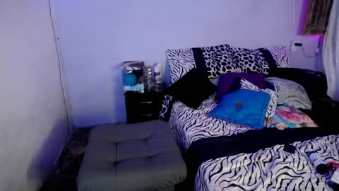 Snapshot of violet_hyuga chatting on January 31, 7:18 am violet_hyuga online show from January 31, 7:18 am