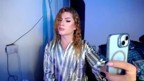 Snapshot of violet_hyuga chatting on September 19, 3:54 am violet_hyuga online show from September 19, 3:54 am