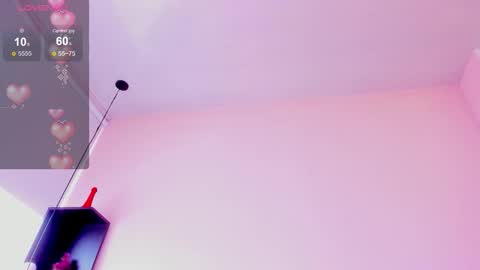 violet online show from March 28, 4:08 pm