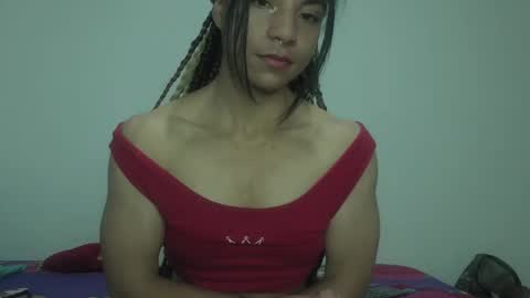 Snapshot of violet_smmithh chatting on December 7, 12:25 am Violet online show from December 7, 12:25 am