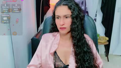 Violeta  online show from February 25, 2:37 am