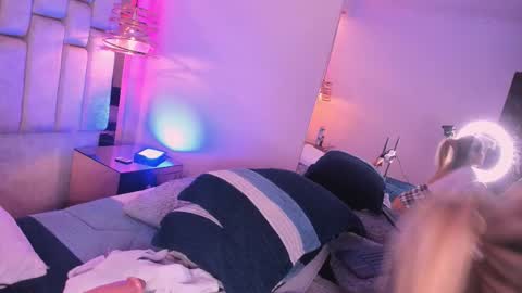 Violeta  online show from October 28, 11:22 am