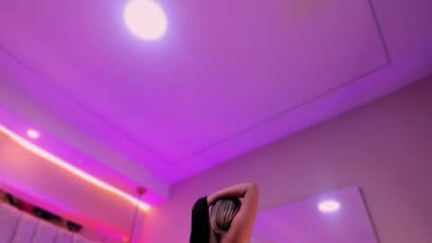 Violeta  online show from November 2, 11:10 am