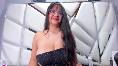 Valentina Hard online show from March 5, 6:44 am